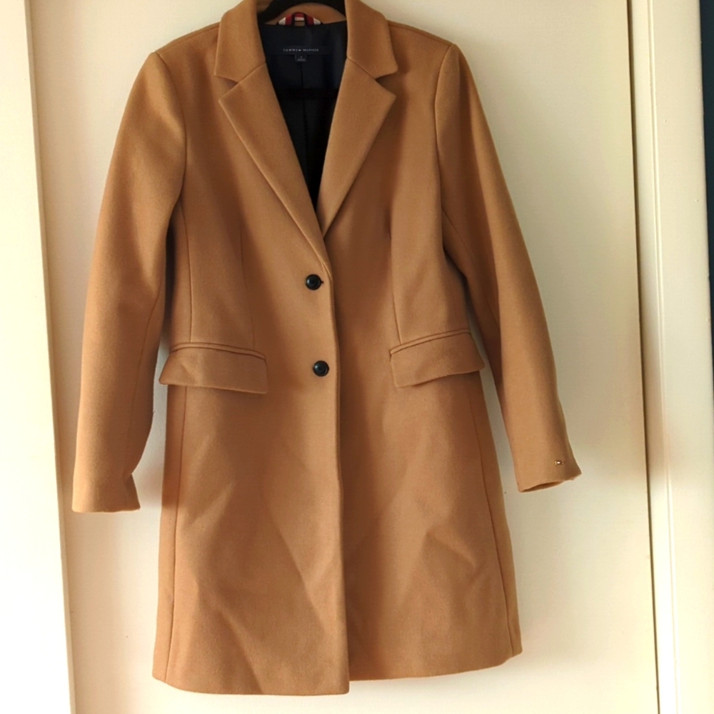 Women's Tommy Hilfiger wool blend full length coat. Size 8